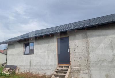 Casă cu 3 camere cu Teren 900 Mp în Drăgănești - 3