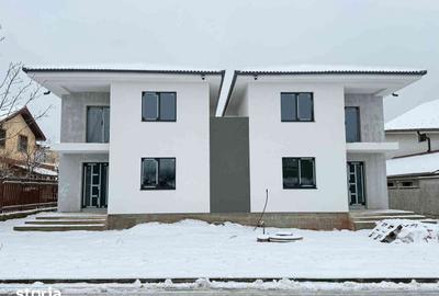 Casă cu 4 camere cu Teren 400 Mp în Oncea