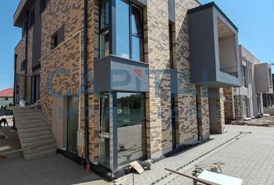 Comision 0!Vanzare apartament cu 3 camere Faget.