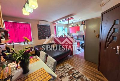 Apartament cu 2 camere semidecomandat, mobilat în Vasile Aaron