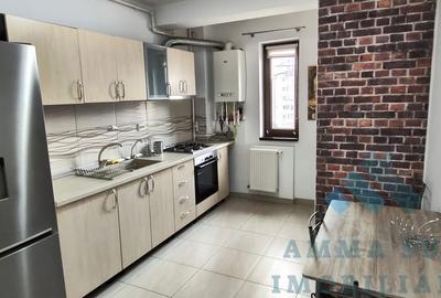 Apartament cu 3 camere decomandat în Central - 9