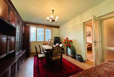 Apartament cu 3 camere semidecomandat în Rogerius - 2