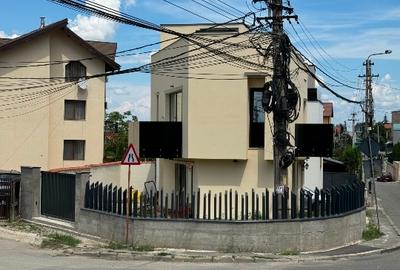 Casa de  închiriat  in Andrei Muresanu - 1