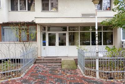 Apartament cu 3 camere semidecomandat în Titan - 2