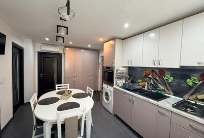 Apartament cu 3 camere decomandat în Coman - 4