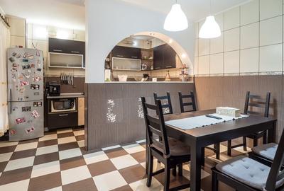 Vila individuala 7 camere Afumati, rezidentiala sau HoReCa, curte 608mp - 8