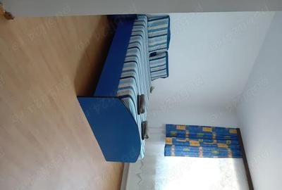 Casă cu 4 camere cu Canalizare în Central - 3