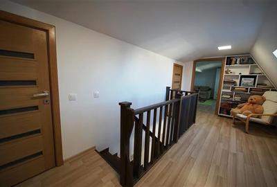 Vanzare apartament 4 camere pe 2 etaje, 3 bai, Urban Residence - 30