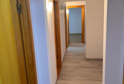 Apartament cu 3 camere decomandat în Viziru 3 - 1