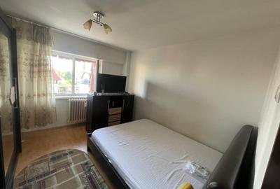 Apartament cu 3 camere decomandat în Sărari - 13