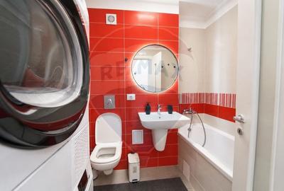 Apartament cu 3 camere semidecomandat, mobilat în Tractorul - 9