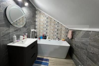 Casă cu 3 camere cu Teren 745 Mp în Titulescu - 1