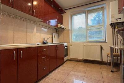 Apartament cu 2 camere decomandat în Grigorescu