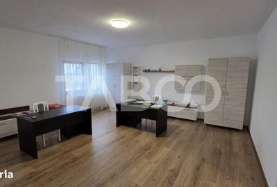 Apartament cu 3 camere decomandat, mobilat în Central - 1
