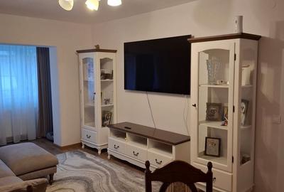 Apartament cu 4 camere decomandat în Cug - 8
