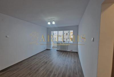 Apartament de 2 camere, 54 mp., zona Lama - 3