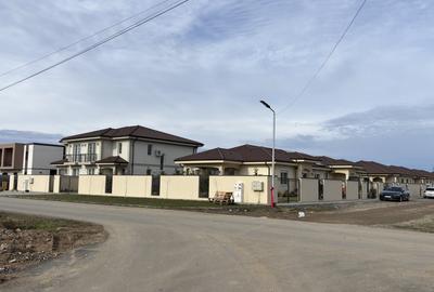 Duplex cu 3 camere cu Canalizare în Moșnița Nouă - 5