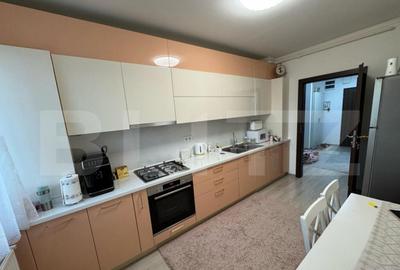 Apartament de vanzare, 2 camere, 74 mp + balcon, zona Pietro - 7