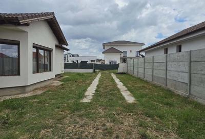 Casă cu 2 camere cu Teren 580 Mp în Sântandrei