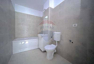 Apartament cu 2 camere decomandat în 13 Decembrie - 12