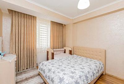 Apartament cu 3 camere decomandat în Central - 4