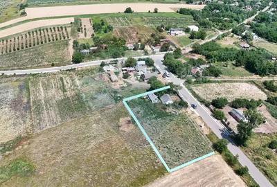 Casa batraneasca cu teren intravilan in apropiere de de Boto?ani - 2