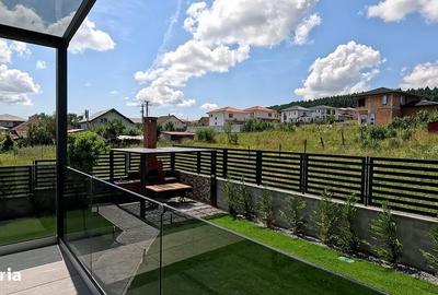 Casă cu 4 camere decomandat în Chinteni