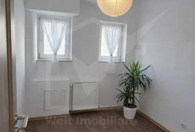 Apartament cu 3 camere decomandat în Central - 2