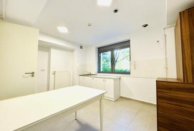 5 Camere, complex inchis, spatii verzi, parcare inclusa - 12