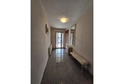 REV2005300 Casa - Otopeni - Mc Donalds - 18