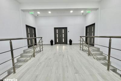 Spațiu comercial, de 476 mp, în Central - 17