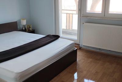 Apartament cu 4 camere decomandat în Central - 3