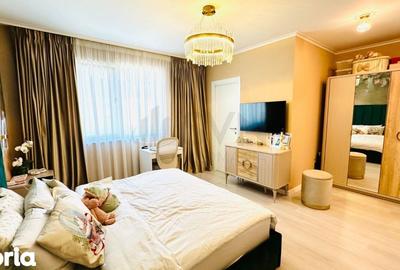 Casă cu 5 camere cu Teren 160 Mp în Central