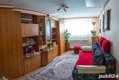 Casă cu 5 camere în Titulescu - 8
