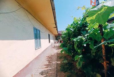 COMISION 0% Casa cu 4 apartamente la curte comuna cu teren total 748 mp - 2