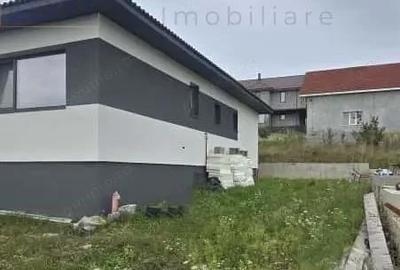 Casă cu Teren 500 Mp în Viișoara - 12