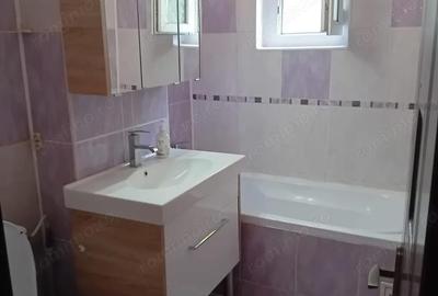 Apartament cu 3 camere decomandat în Siderurgiștilor