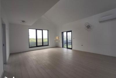 Casă cu 4 camere cu Teren 600 Mp în Bucium - 8