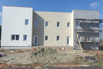 Vand 1 2 Duplex in Covaci . - 1