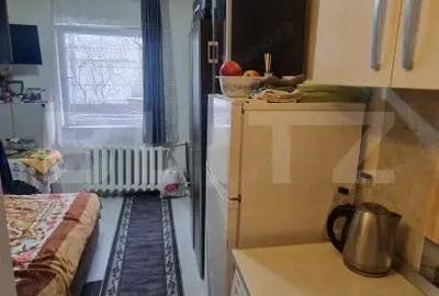 Garsonieră decomandată în Astra