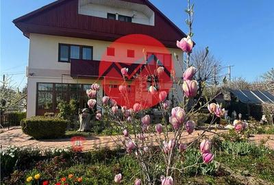 Spațiu comercial, de 336 mp, în Central - 11