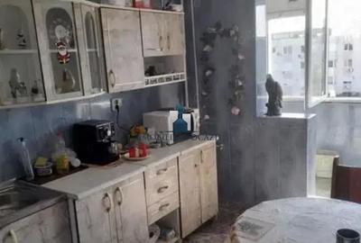 Apartament cu 3 camere decomandat în Berceni - 3