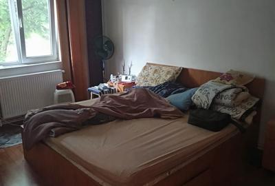 Casă cu 4 camere în Central - 3