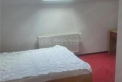 Casă cu 8 camere cu Teren 1000 Mp în Moieciu - 6