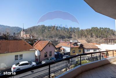 Apartament cu 3 camere, mobilat în Schei - 10