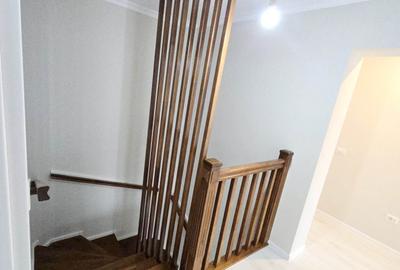 Casă cu 4 camere cu Canalizare în 1 Mai - 16