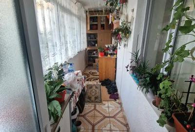 Ap. 3 camere- decomandat- parter+balcon ?i beci, Plevna - 5