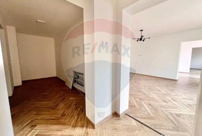 Casă cu 3 camere cu Teren 2000 Mp în Oncea - 9