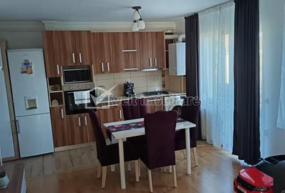 Apartament cu 3 camere semidecomandat în Florești - 2