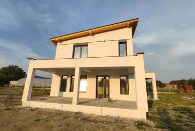 Casă în Săsar - 4